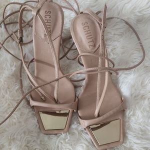 Shoes heels